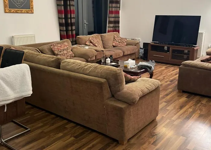 High Quality Lovely Full Flat Near The Station In Central London